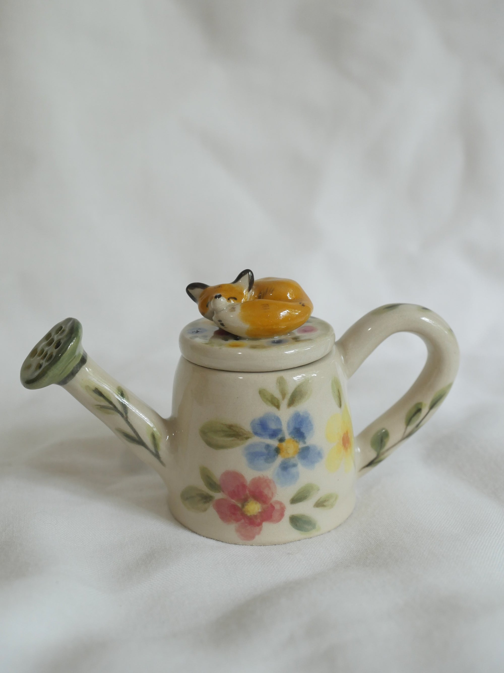 Sleepy Fox Water Can Trinket Pot