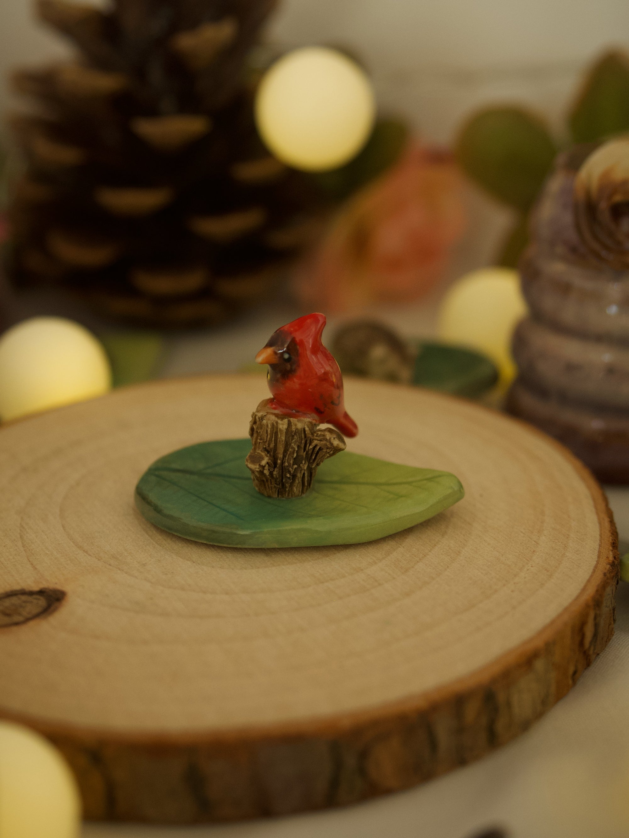 Cardinal Leaf Trinket 4 length x 2.5 width (cm)