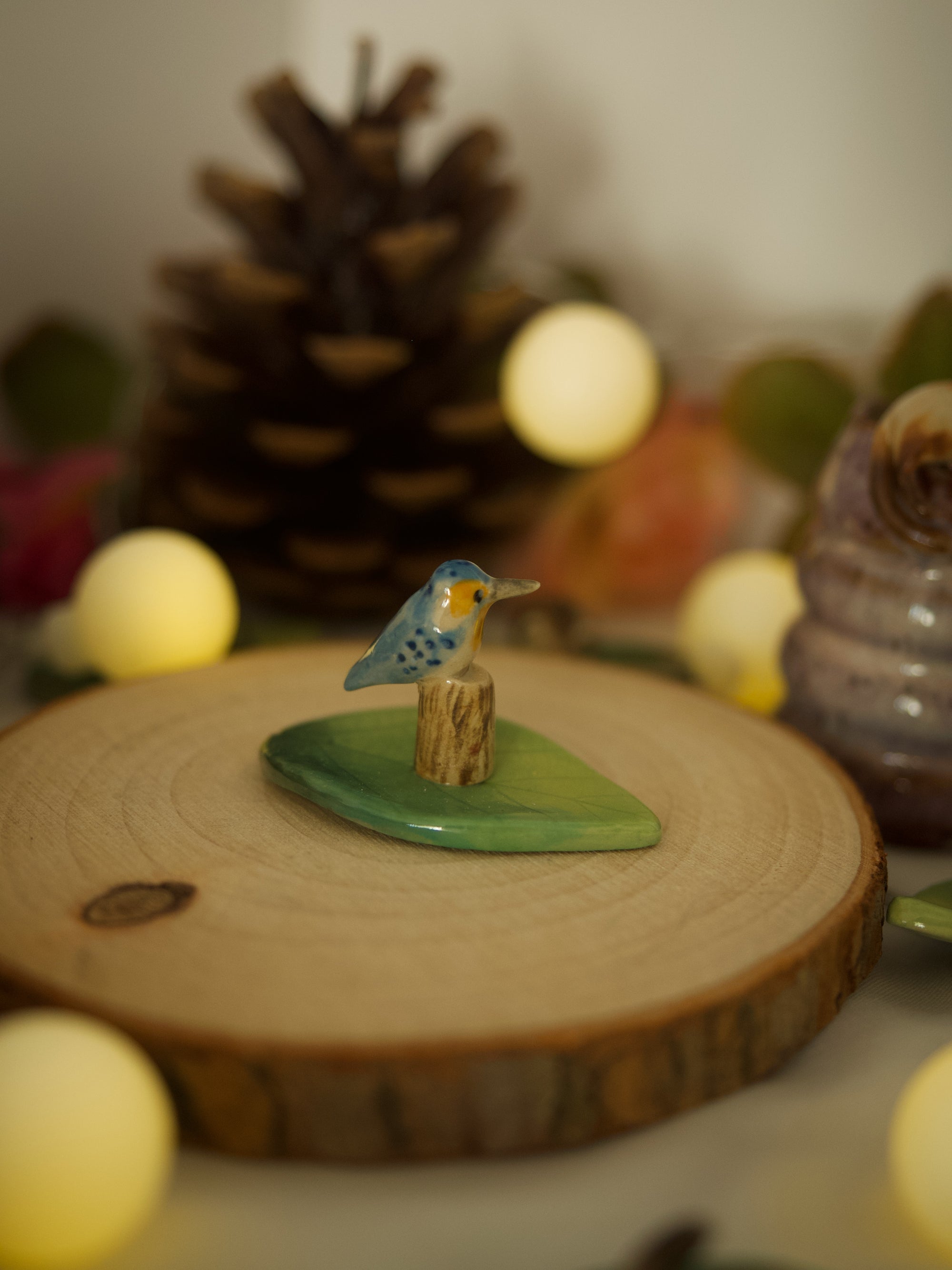 Kingfisher Leaf Trinket 4 length x 2.5 width