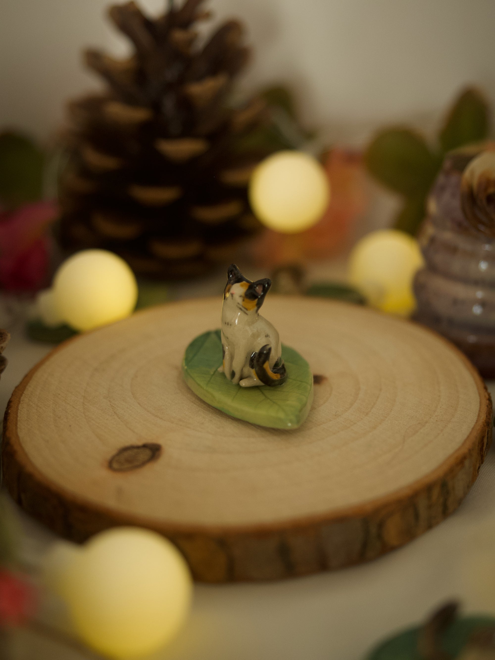 Calico Cat Leaf Trinket 4 length x 2.5 width