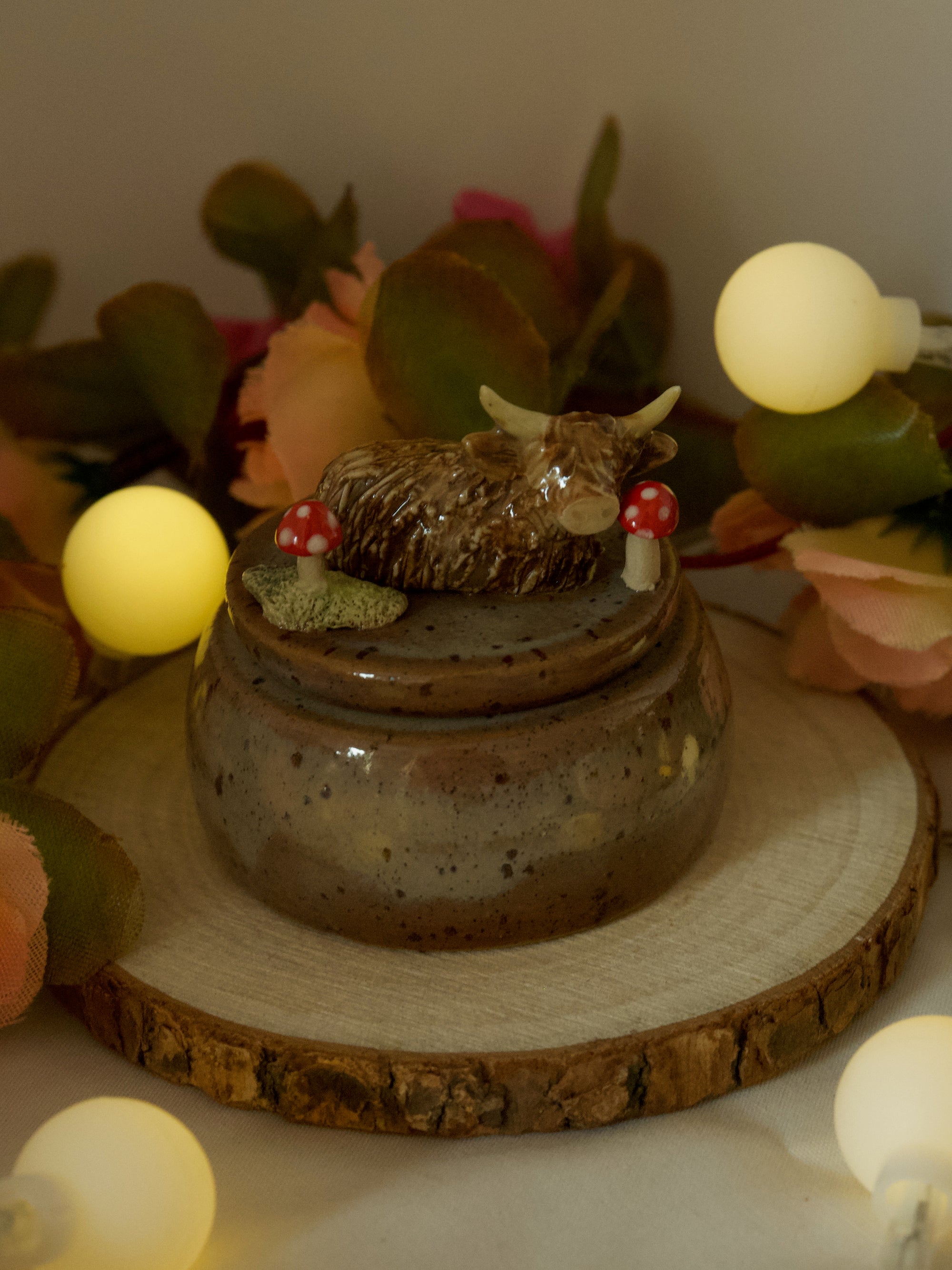 Mushroom Highland Cow Trinket Pot (4cm Width x 3cm Height)