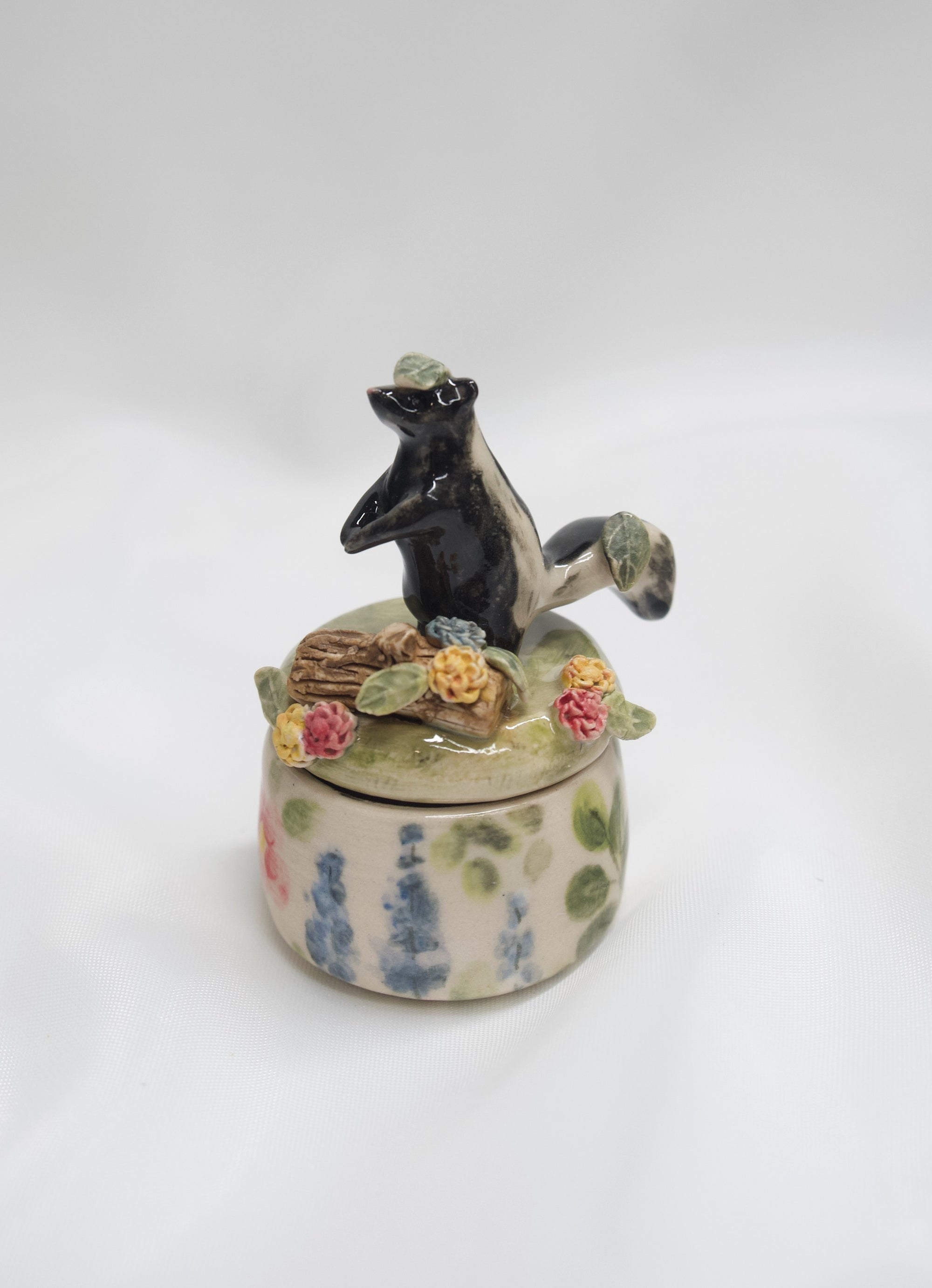 Skunk Spring Pot