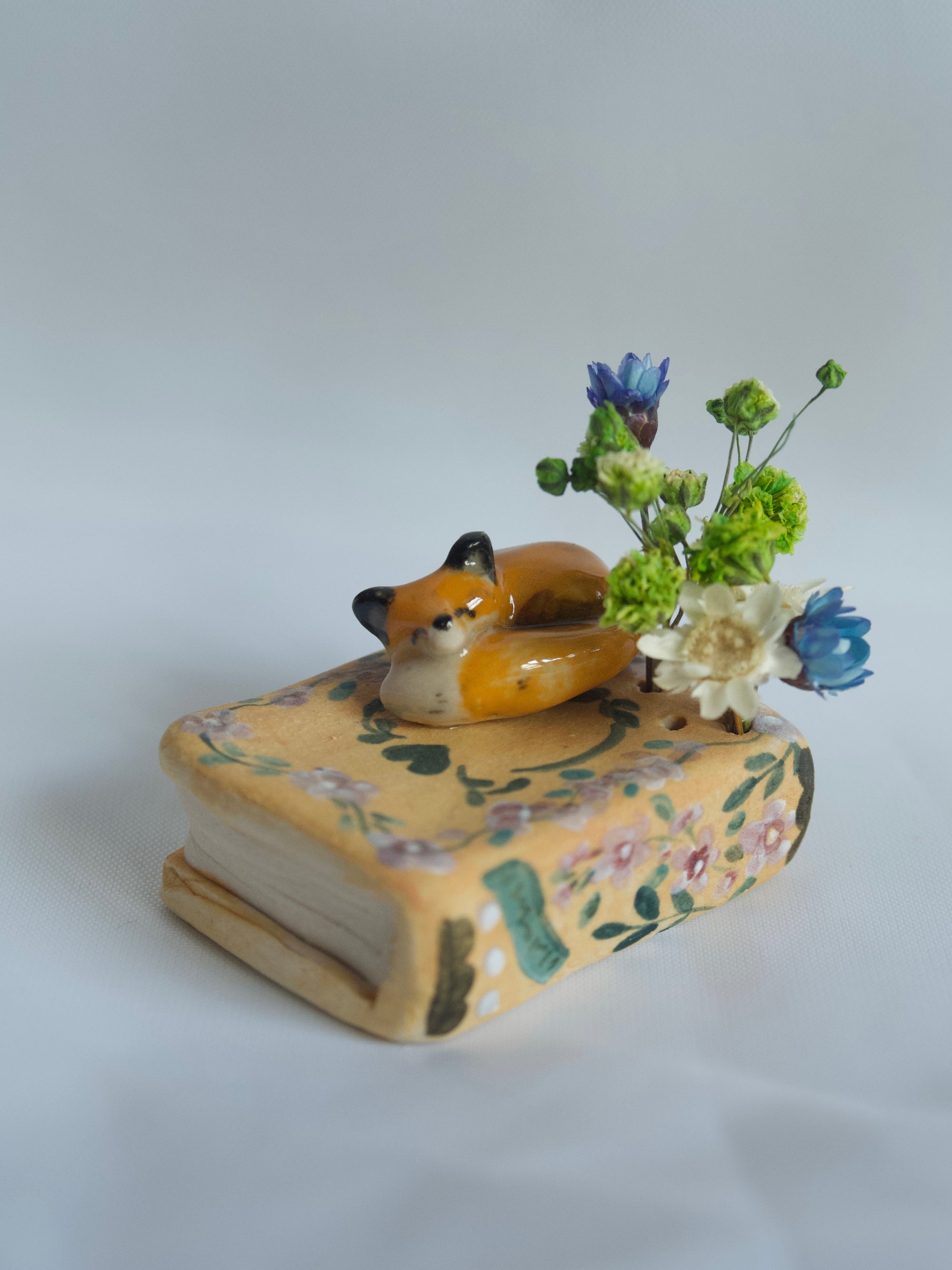 Made to order fox book sculpture (end of October Dispatch)