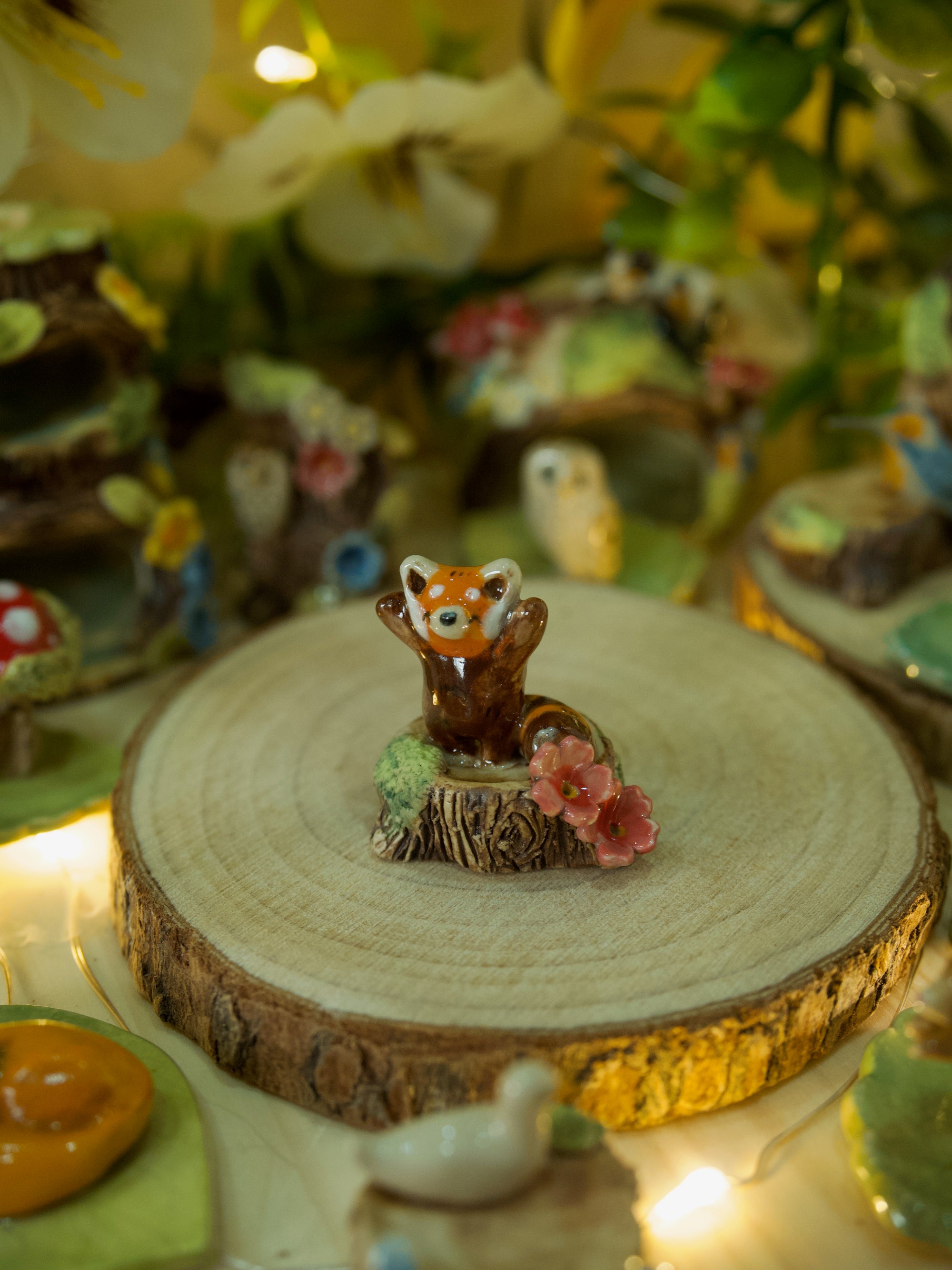 Tiny Tree Stump Trinket Red Panda and Blossom (2.5cm Diameter)