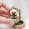 Swing Red Panda Pot