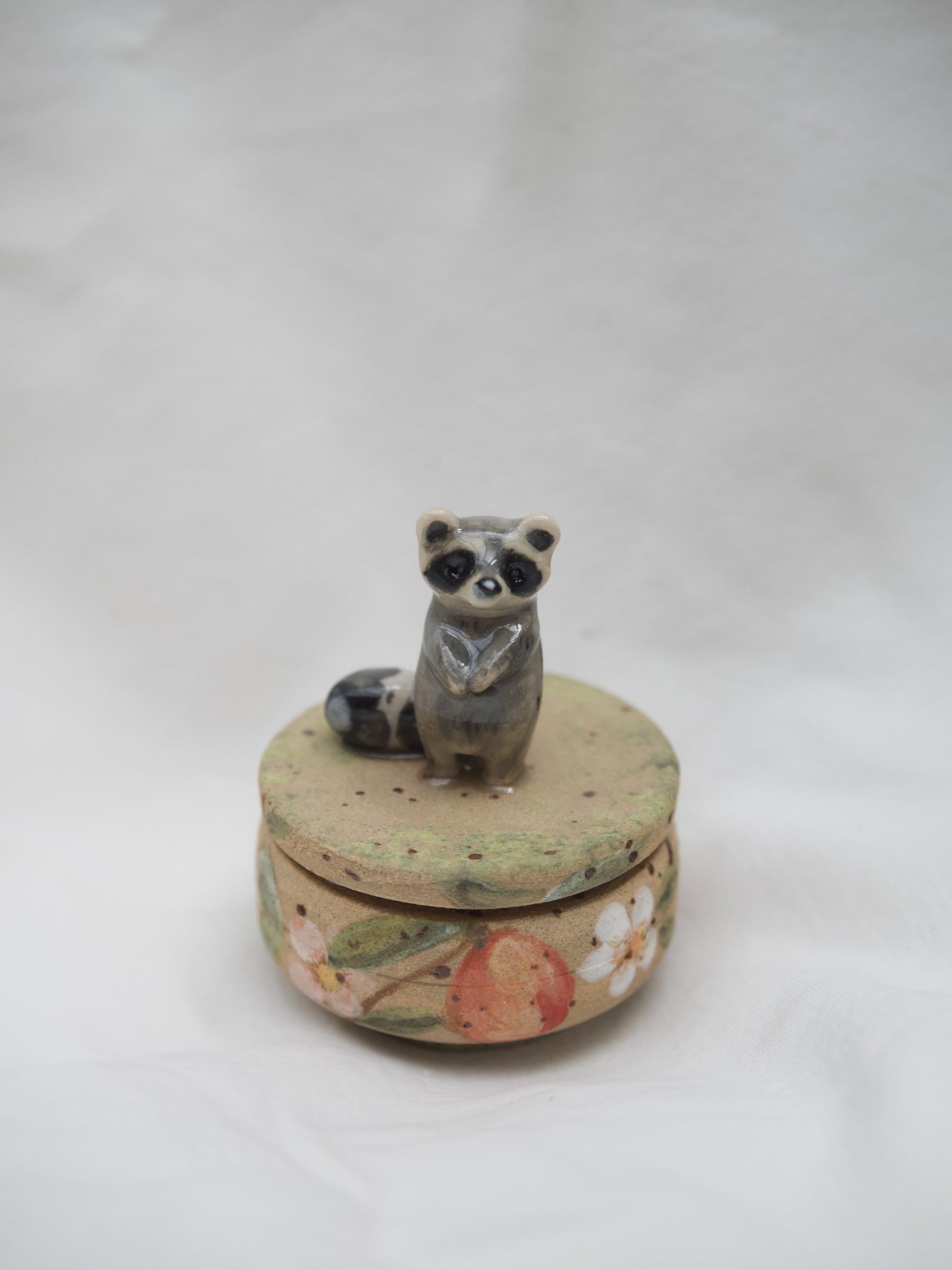 Peachy raccoon Trinket Pot
