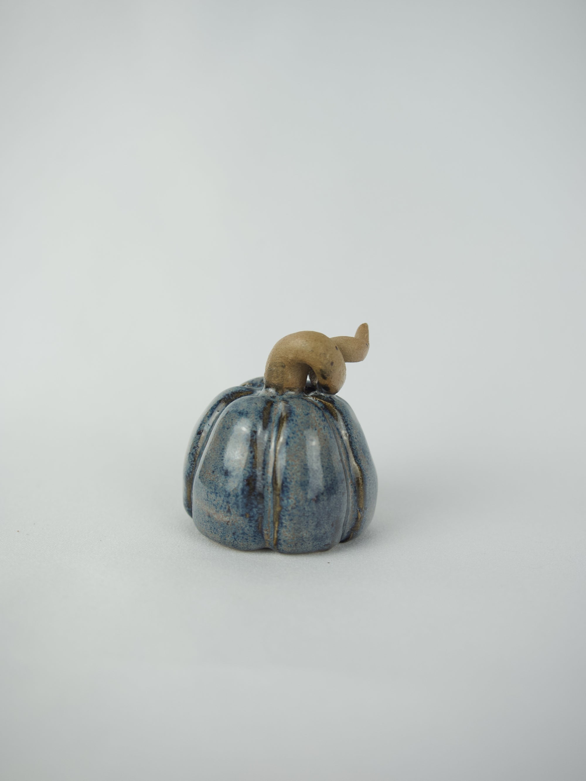 Small Pumpkin Sculptures ( option for which colour )