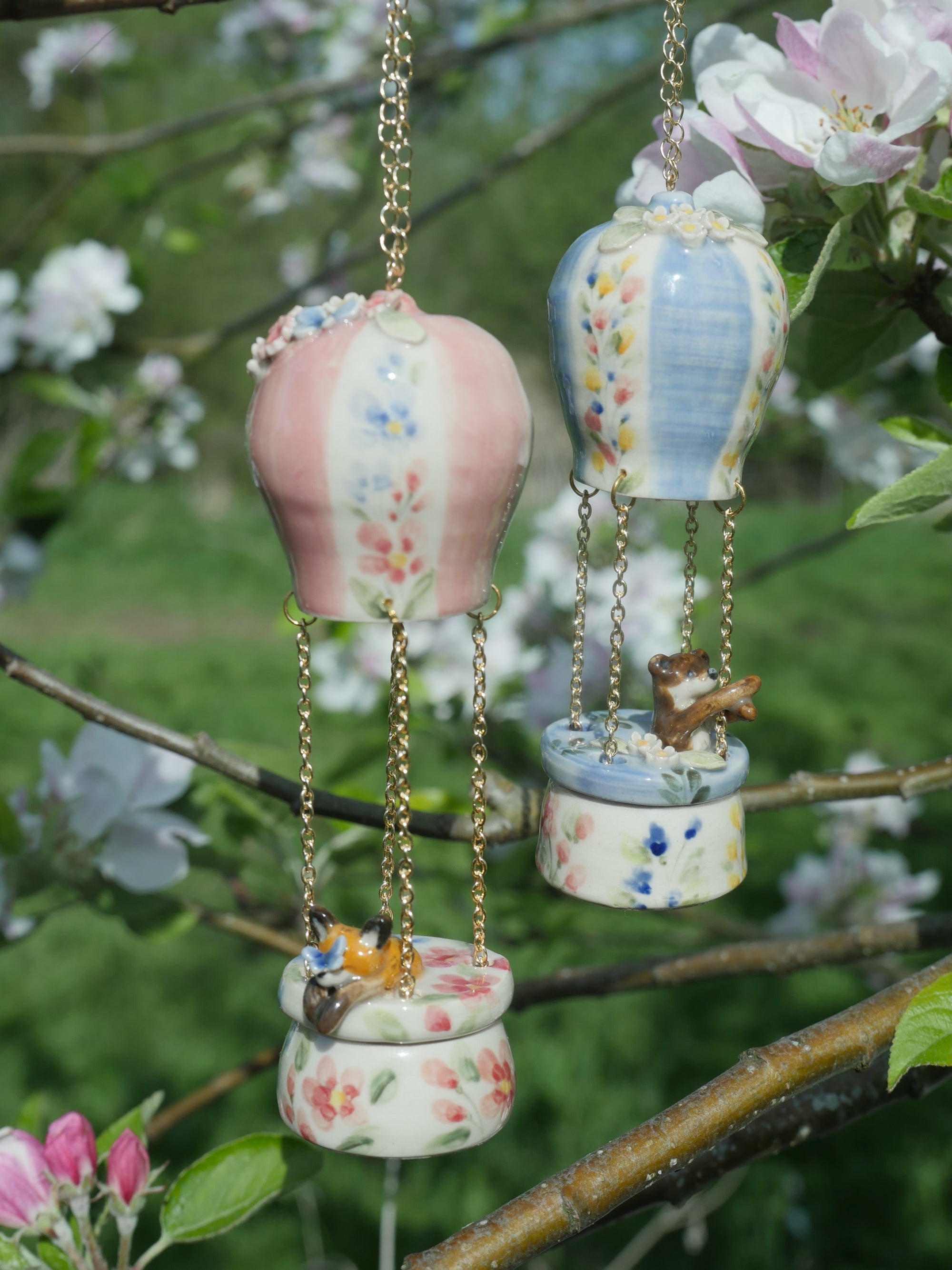 LIMITED AVAILABILITY Preorder Fox or Otter Hot Air Balloon Hanging Trinket Pot ( dispatch on or before 4th June)