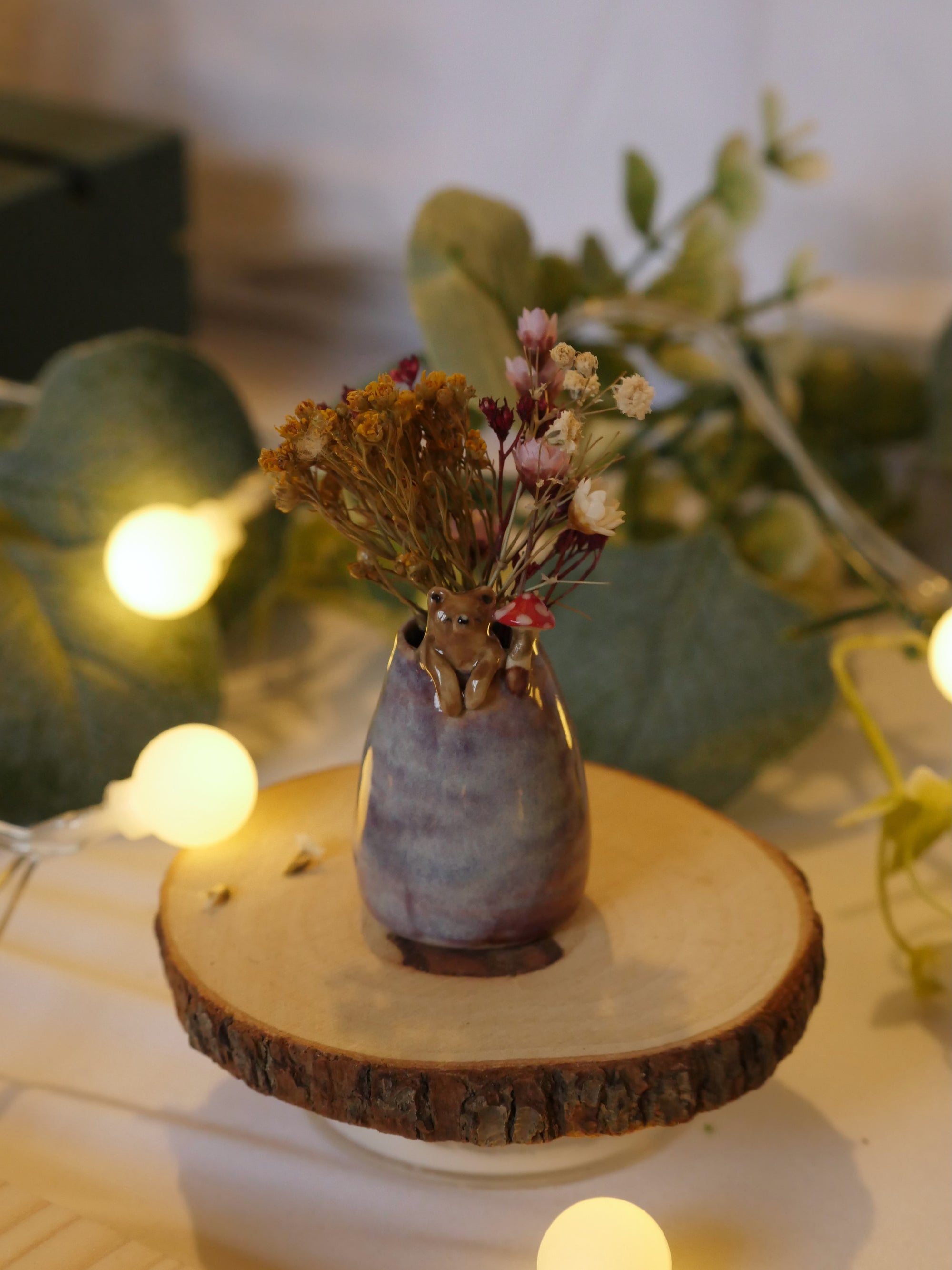 Purple Glazed Brown Bear Vase: 4cm tall