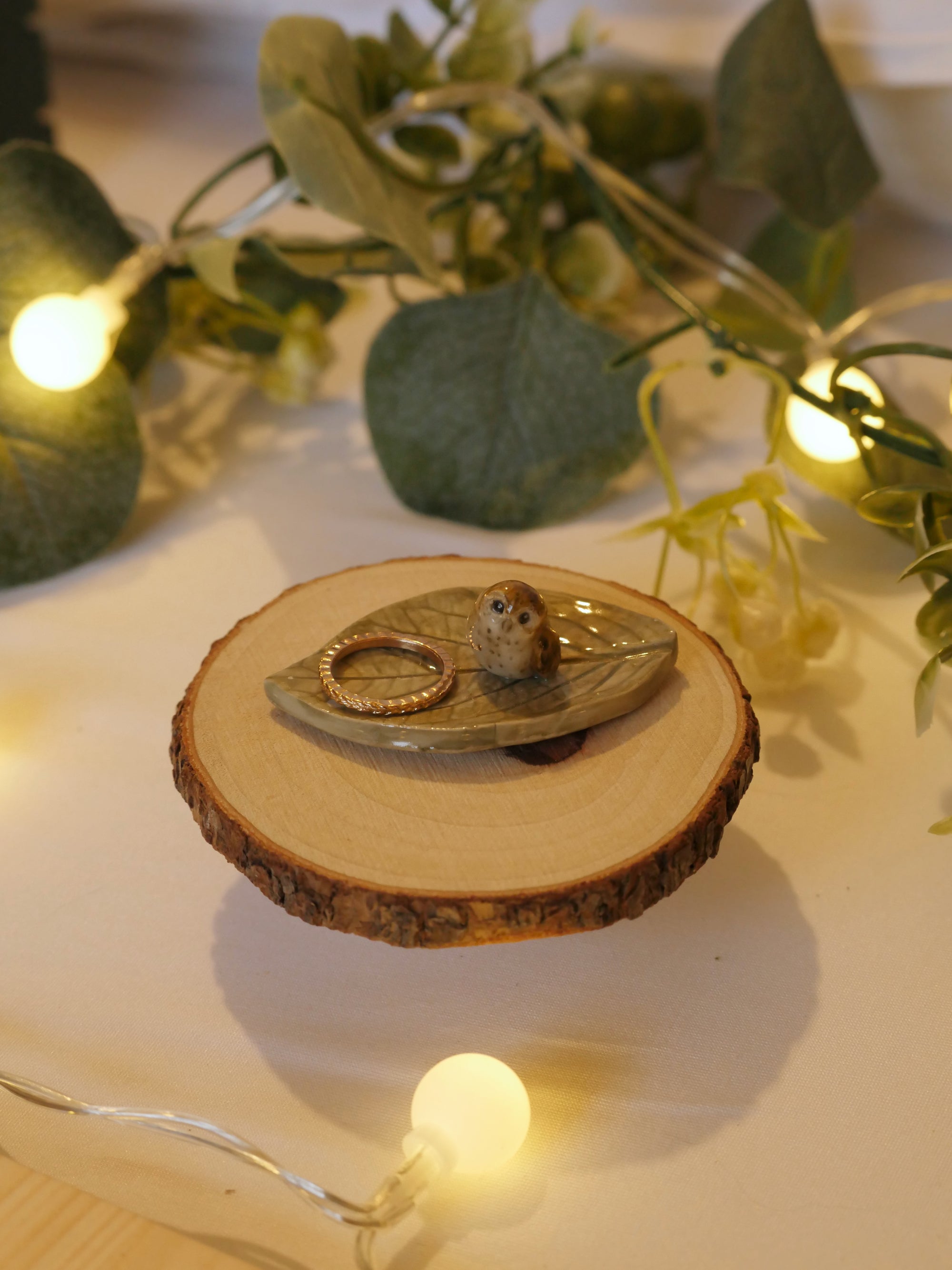 Tiny Leaf Ring Dish Owl (6cm length 4cm width)