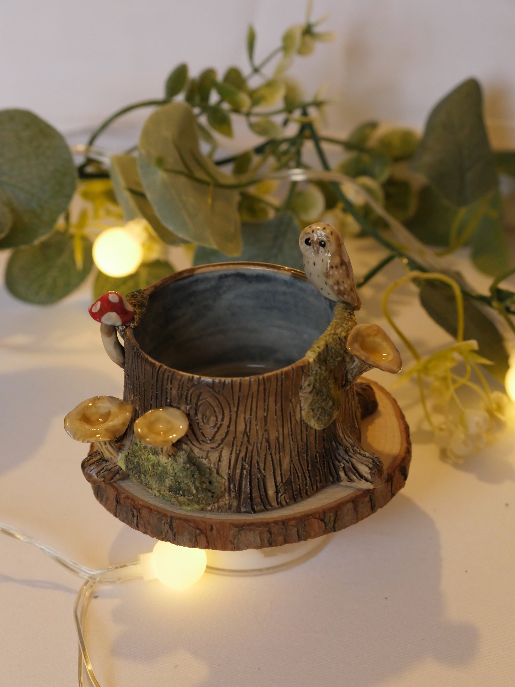 Owl and Mushrooms tree stump Dish : 6cm Width 4cm Height