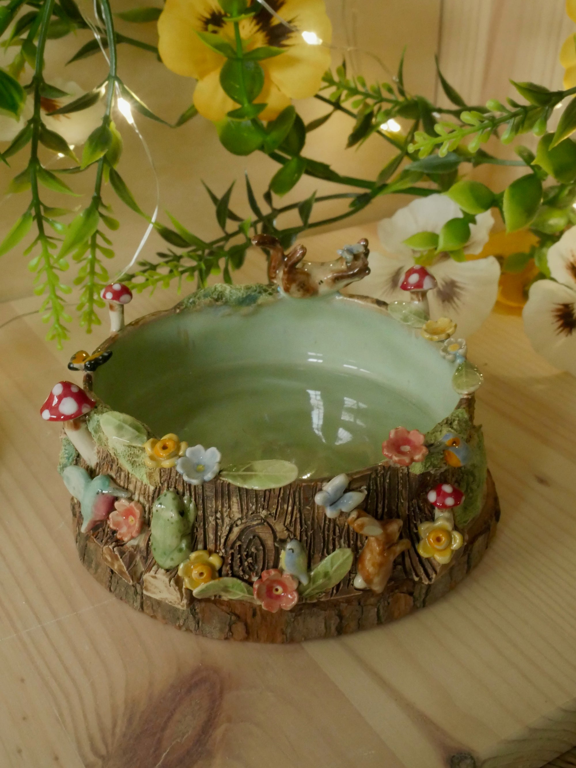 Woodland Tree Stump Siamese Cat Trinket Bowl (9cm width x 3cm Height)