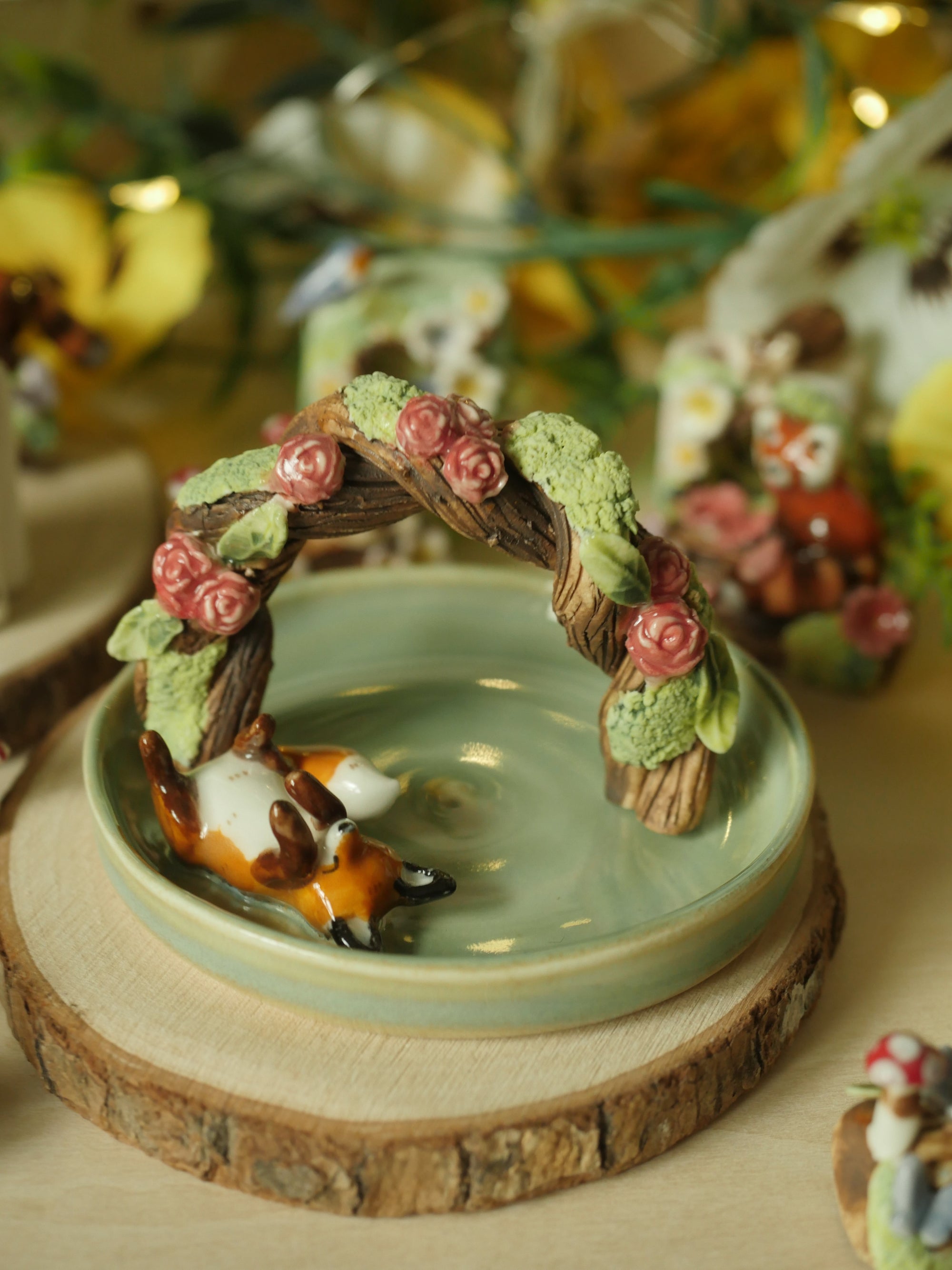 Fox On Back Archway Porcelain Trinket Dish (7cm width)