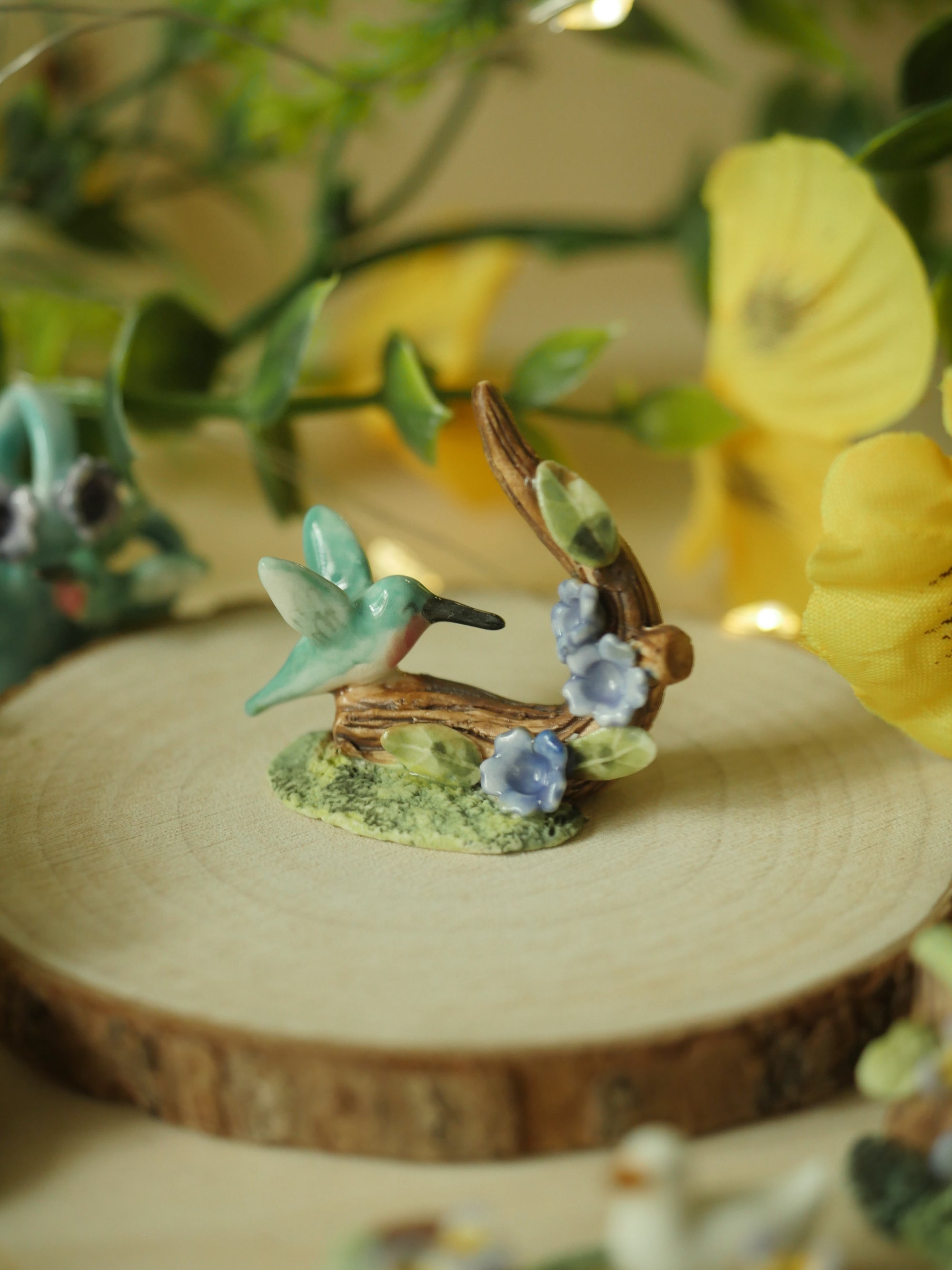 Humming Bird Miniature Sculpture (4cm width)