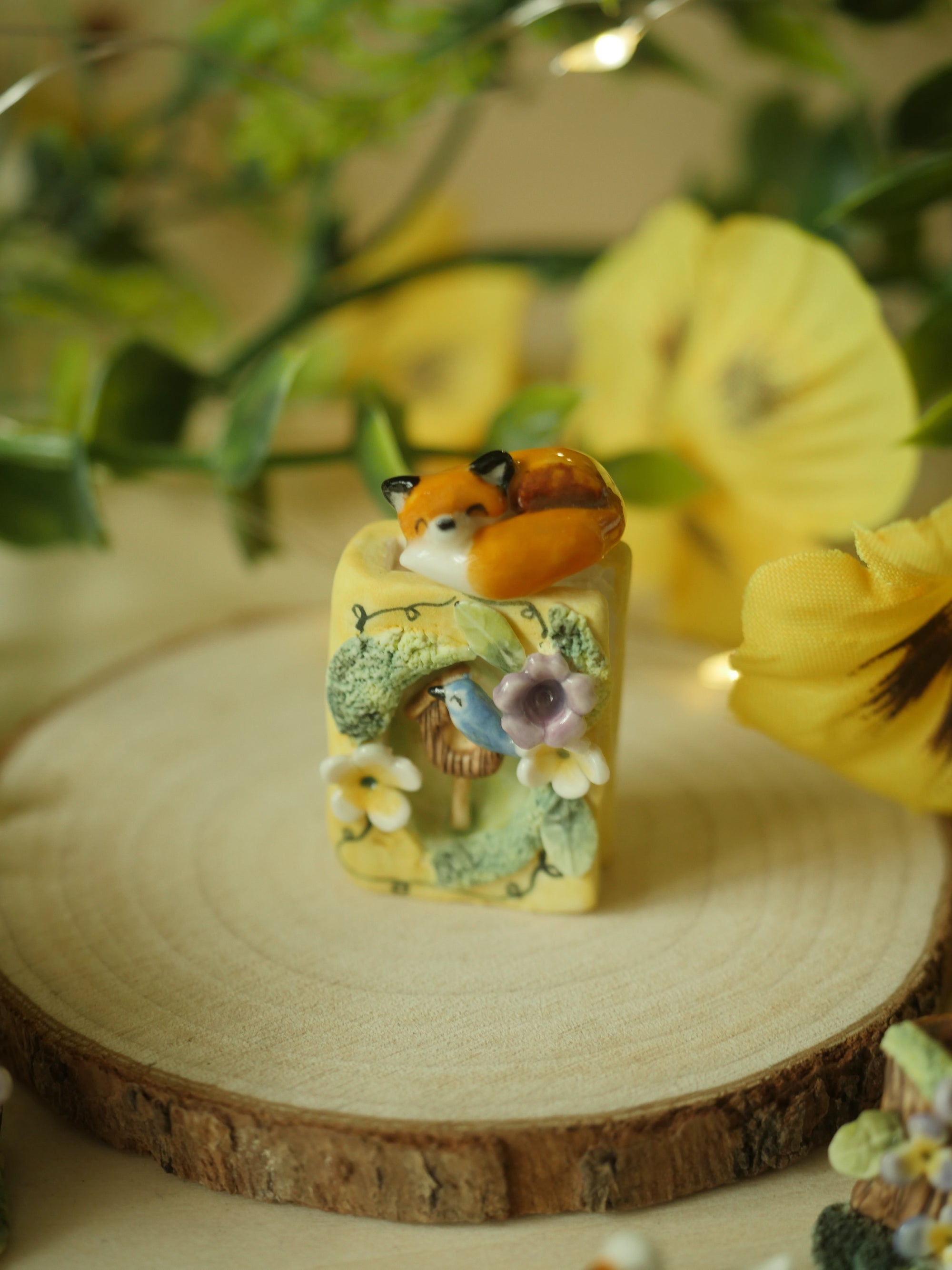 Fox Bird Porcelain Book Sculpture (4cm Height x 3cm Width)
