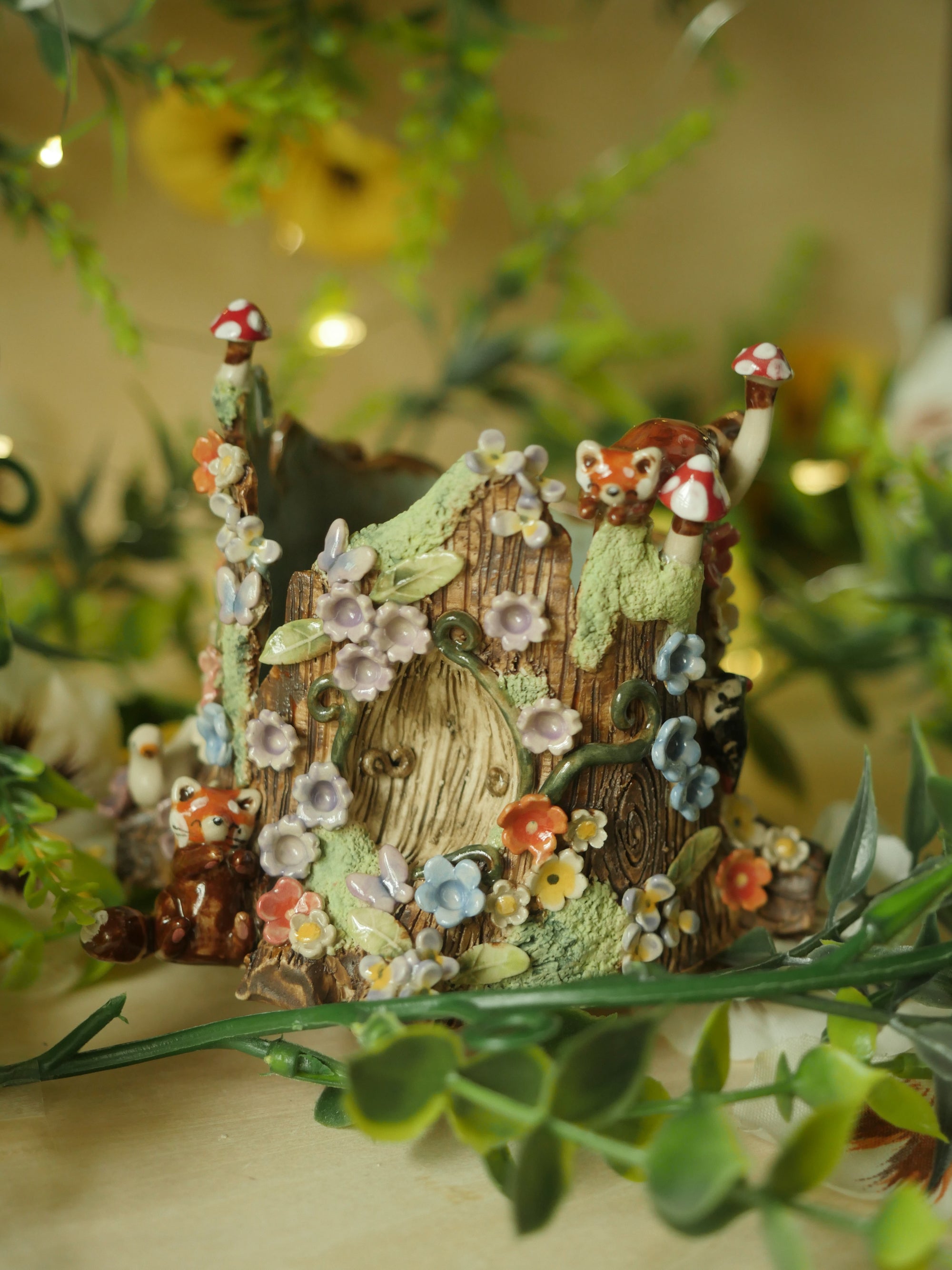 Woodland Garden Sculpture Red Panda (7cm width x 8cm height)