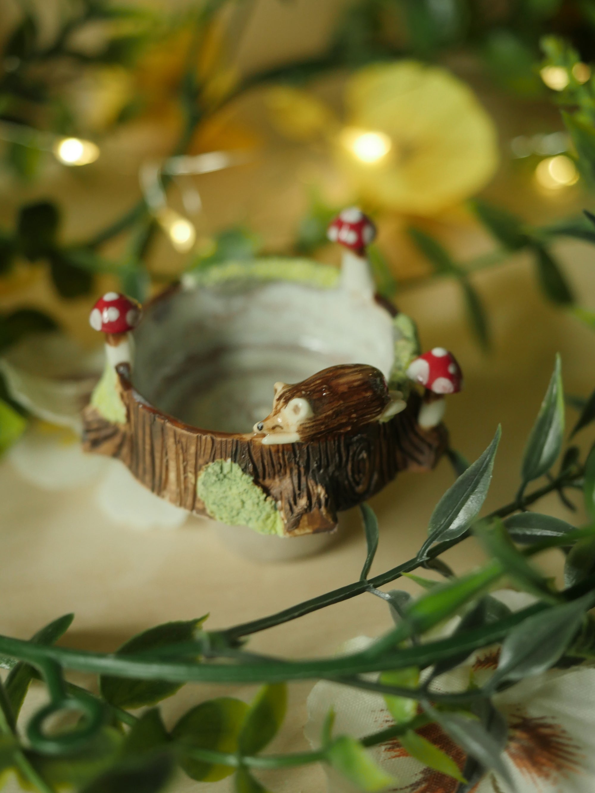 Hedgehog Mushroom Woodland Mini Pots (5cm width)