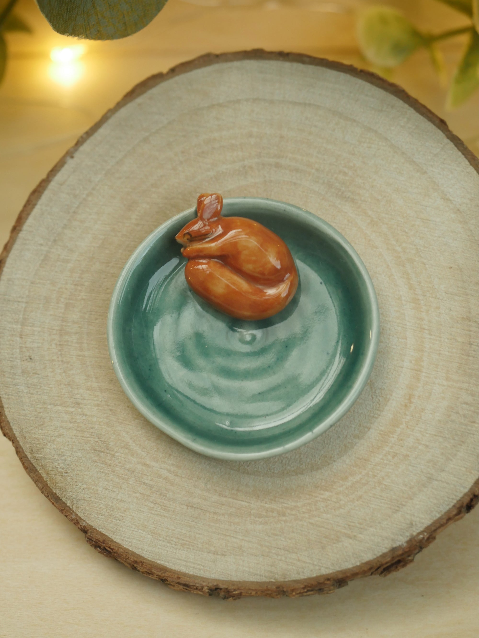Tiny Red Squirrel Dish (4.5cm width)