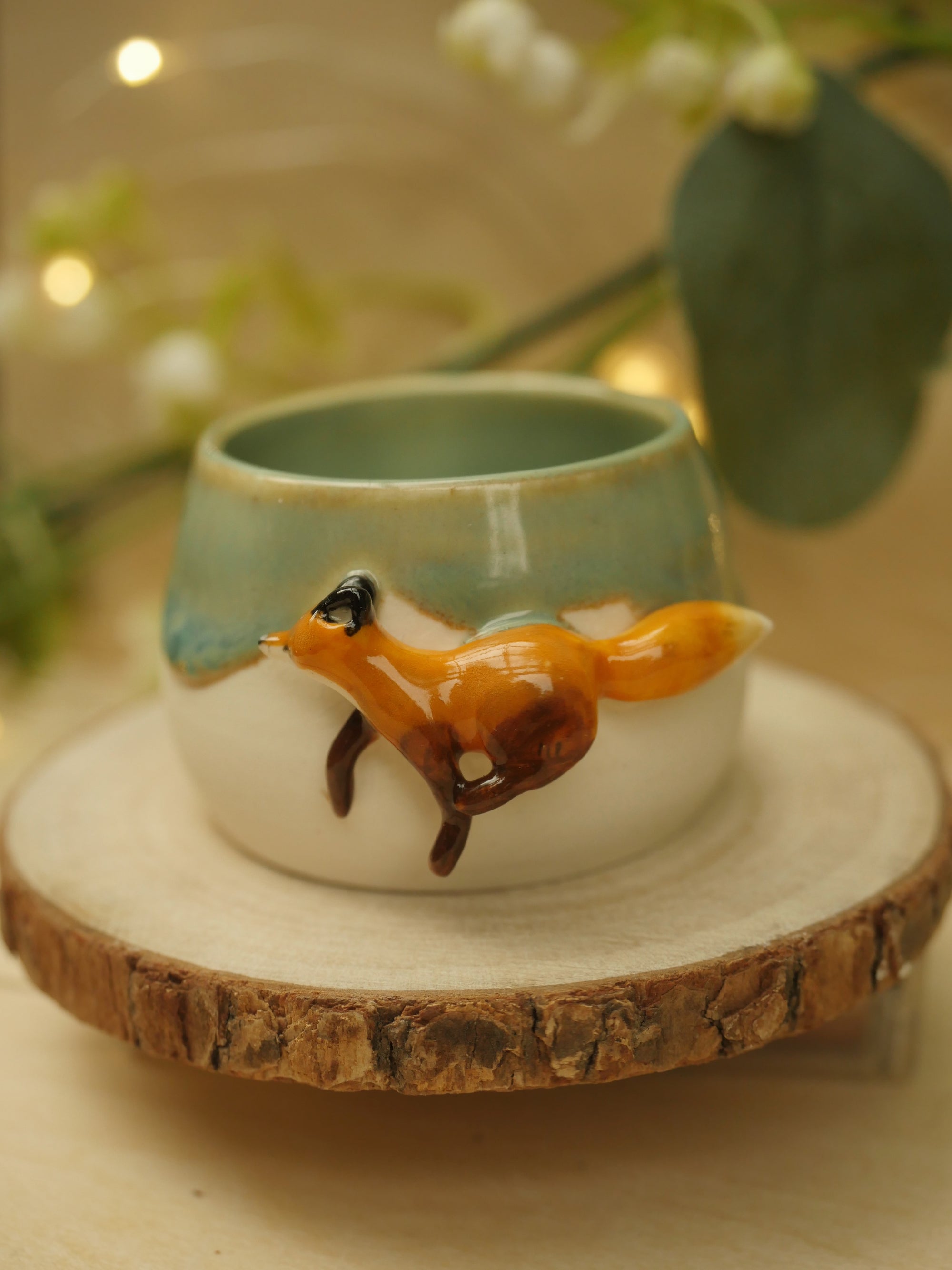 Running Fox Vessel (4.5cm width x 4cm height)