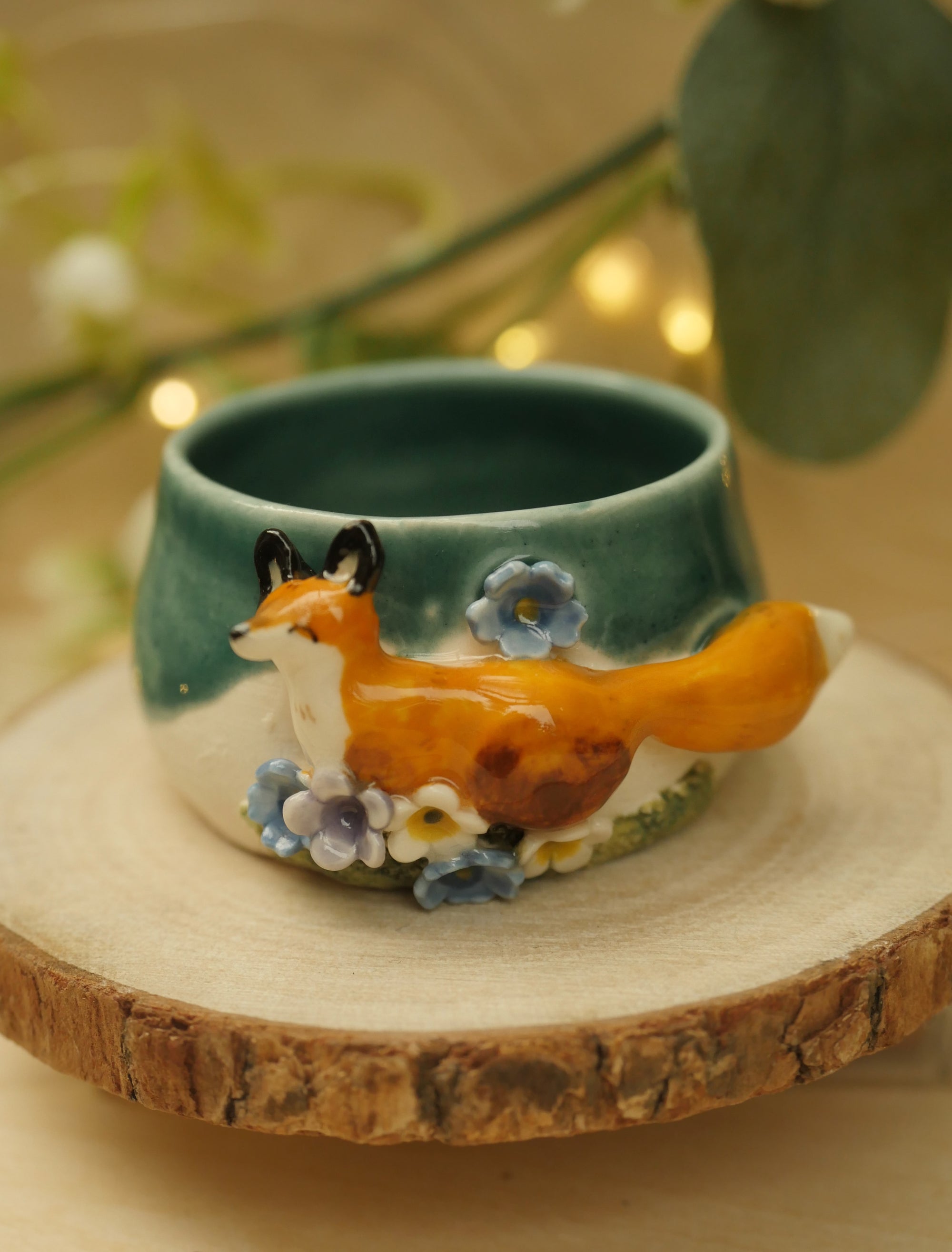 Floral Running Fox Vessel (4.5cm width x 3cm height)